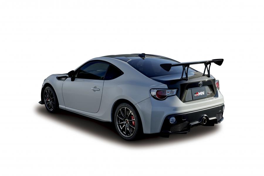  Toyota GT 86 GRMN 2016 года  (фото 2 из 9)